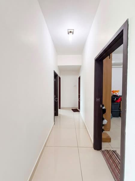 Service Residence for Sale at D'Inspire Residence (Inspira Bestari) - Alice Goh - Corridor - PropertyGuru.com.my