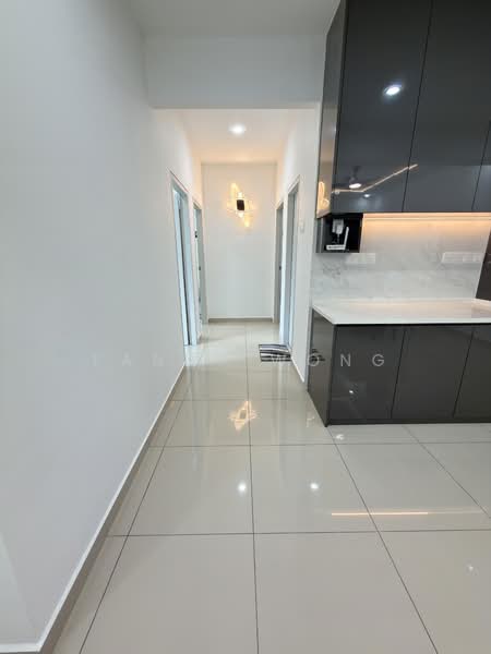 Kondominium untuk Disewa di Emerald Residence - Fanny Wong - Corridor - PropertyGuru.com.my