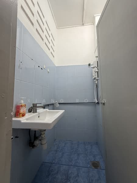Rumah Teres 1 Tingkat untuk Dijual di Taman Midah (Cheras) - Xiang Rong - Bathroom - PropertyGuru.com.my