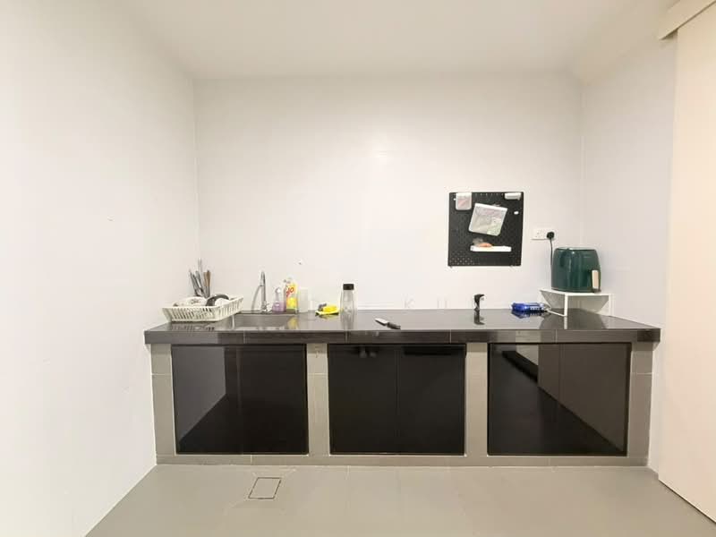 Cluster House for Rent in Eco Botanic (Iskandar Puteri (Nusajaya)) - U Hon Kun - Kitchen - PropertyGuru.com.my