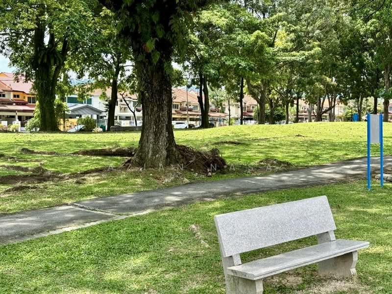 2-storey Terraced House for Sale in Seksyen 5 (Kota Damansara) - Azian Nasa - PropertyGuru.com.my
