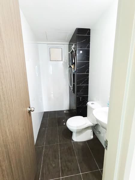 Kondominium untuk Disewa di Zen 6 - Jerry Tan - Bathroom - PropertyGuru.com.my