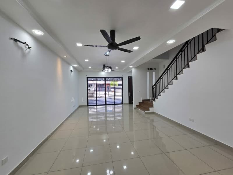 2-storey Terraced House for Rent in Klang (Selangor) - Alvin Lim - Living Room - PropertyGuru.com.my