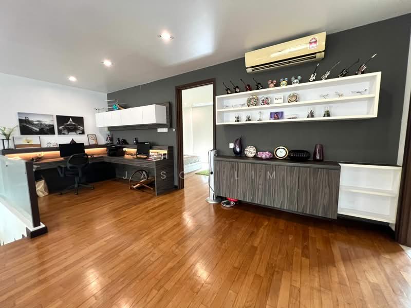 Semi-Detached House for Sale in Johor Bahru (Johor) - Jason Lim - Study - PropertyGuru.com.my