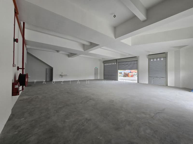 Shop / Office for Sale in Bandar Tasik Puteri (Rawang) - Fauziah Nawawi - Interior - PropertyGuru.com.my