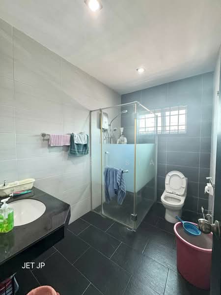 Rumah Teres 2 Tingkat untuk Dijual di Klang (Selangor) - Joel Sia - Bathroom - PropertyGuru.com.my