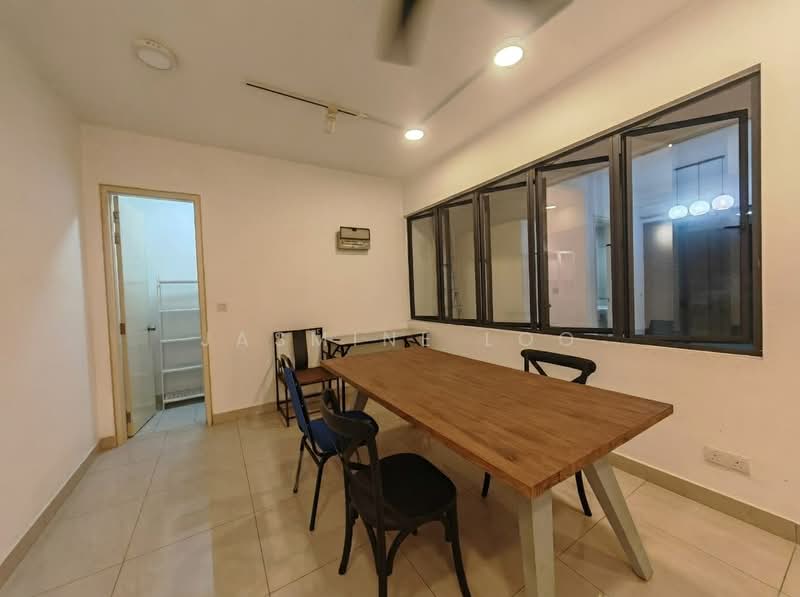 2.5-storey Terraced House for Sale in D'alpinia (Puchong) - Jasmine Loo - Study / working area - PropertyGuru.com.my