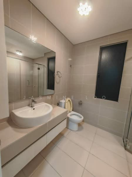 2.5-storey Terraced House for Sale in D'alpinia (Puchong) - Jasmine Loo - Bathroom - PropertyGuru.com.my