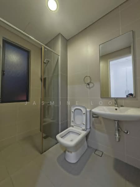 2.5-storey Terraced House for Sale in D'alpinia (Puchong) - Jasmine Loo - Bathroom - PropertyGuru.com.my