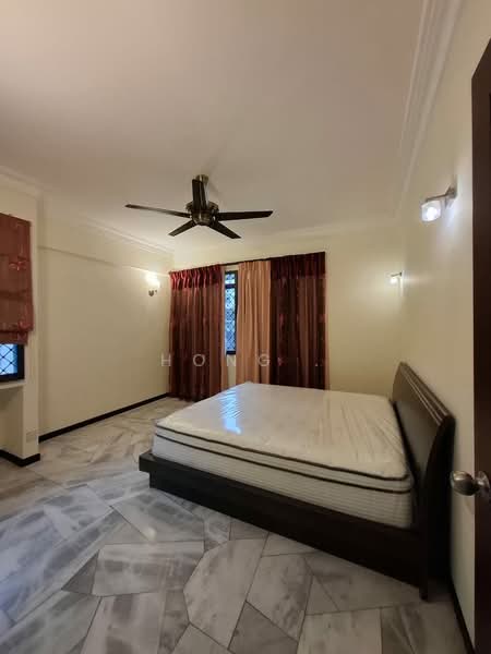 Apartment for Rent at Lavinia Apartments - Hong . - Bedroom - PropertyGuru.com.my