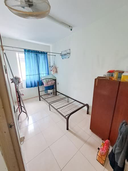 Flat for Sale at Rumah Pangsa Saga (Saga Suria) - Remy Lim - Bedroom - PropertyGuru.com.my