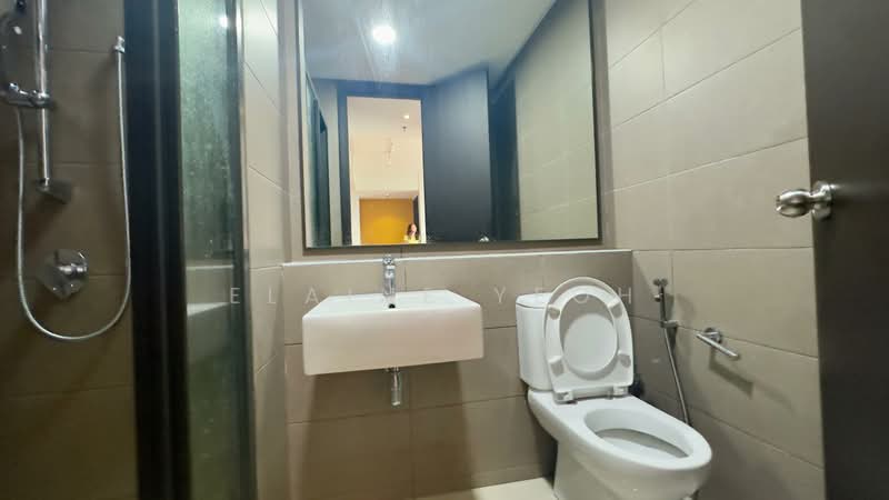 Servis Apartment untuk Disewa di The Tamarind - Elaine Yeoh - Bathroom - PropertyGuru.com.my