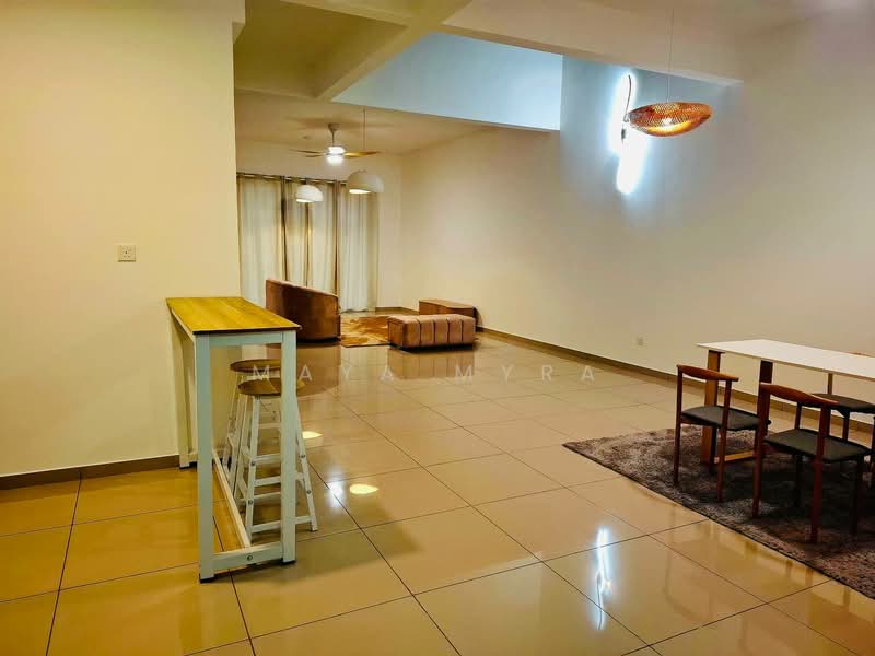Rumah Teres 2 Tingkat untuk Disewa di Bandar Gamuda Cove (Dengkil) - Maya Myra - Living Room - PropertyGuru.com.my