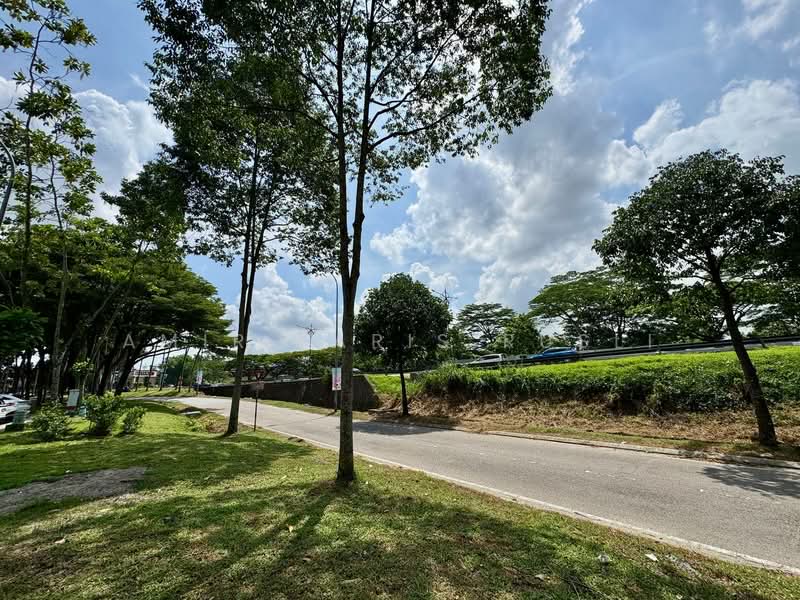 Kedai untuk Dijual di Pusat Perdagangan Danga Utama (Johor Bahru) - Amir Faris Rusli - Exterior - PropertyGuru.com.my