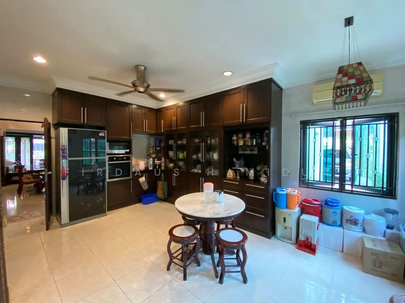 Bungalow for Sale in Usj 17 (Subang Jaya) - Firdaus Hamidun - Kitchen - PropertyGuru.com.my
