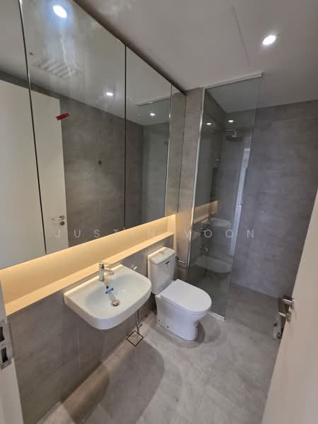 Servis Apartment untuk Dijual di Jendela Residences - Justin Voon - Bathroom - PropertyGuru.com.my