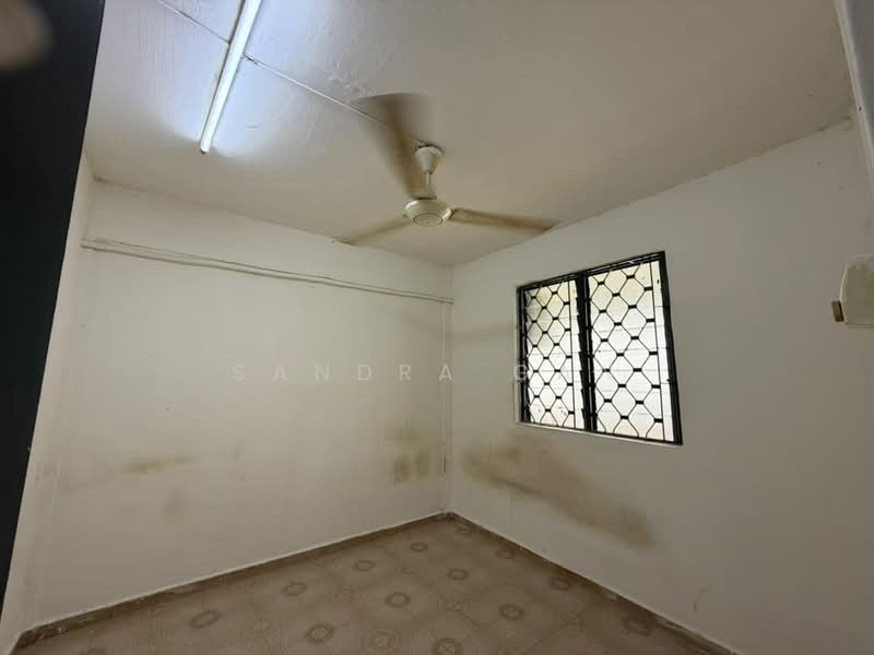 Flat for Sale at Flat Taman Ungku Tun Aminah - Sandra Gan - Interior - PropertyGuru.com.my