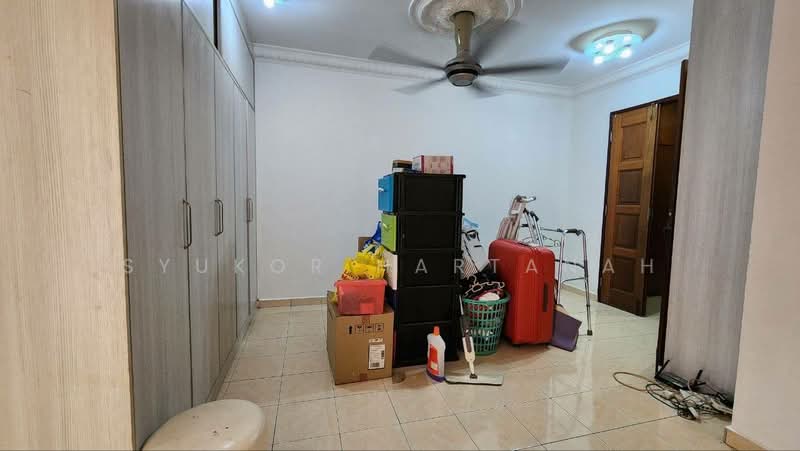 Rumah Teres 2 Tingkat untuk Dijual di Seksyen 19 (Shah Alam) - Syukor Hartanah - Bedroom - PropertyGuru.com.my