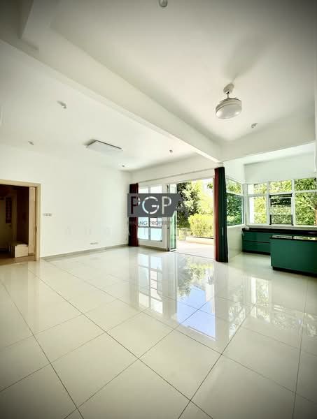 Kondominium untuk Dijual di Ferringhi Residence - Susan Chia - Living Room - PropertyGuru.com.my