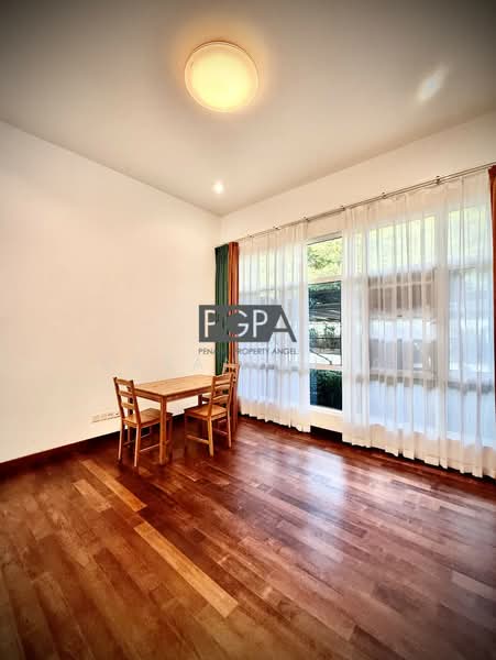 Kondominium untuk Dijual di Ferringhi Residence - Susan Chia - Dining Room - PropertyGuru.com.my