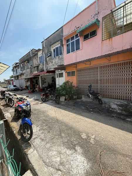 Rumah Teres 1 Tingkat untuk Dijual di Duyong (Melaka) - Vinc Pheng - Exterior - PropertyGuru.com.my