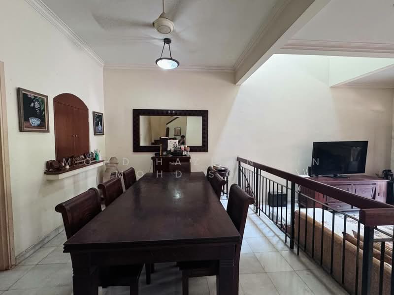 2-storey Terraced House for Sale in Bukit Jelutong (Shah Alam) - Mohd Hazlan bin Mohd Sopi - PropertyGuru.com.my