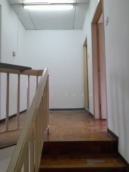 Rumah Teres 2 Tingkat untuk Disewa di Bandar Menjalara (Kuala Lumpur) - CCS Shan - Corridor - PropertyGuru.com.my