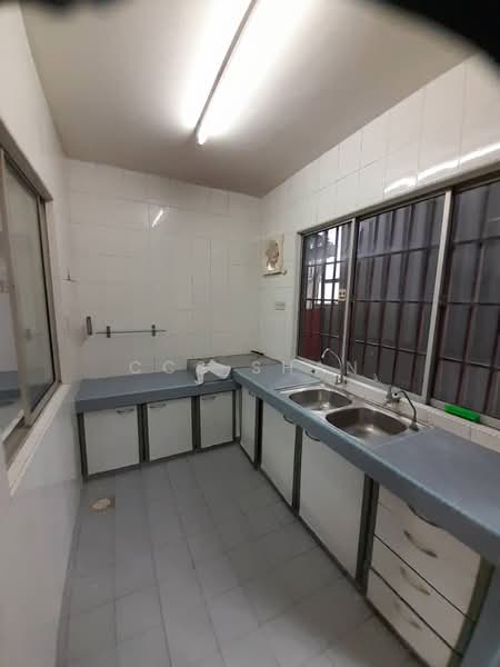 Rumah Teres 2 Tingkat untuk Disewa di Bandar Menjalara (Kuala Lumpur) - CCS Shan - Kitchen - PropertyGuru.com.my