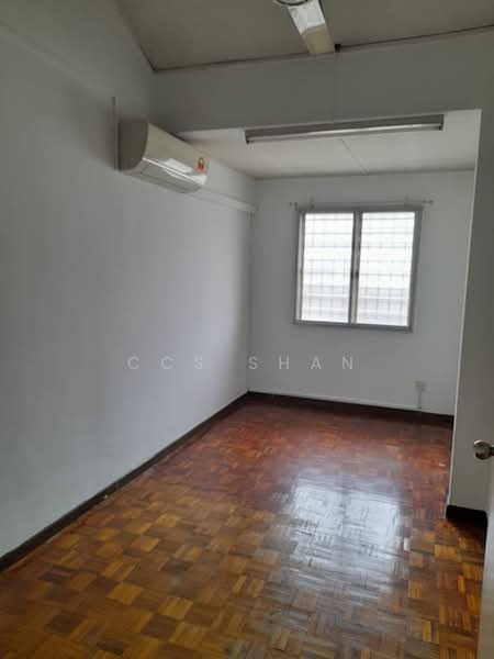 Rumah Teres 2 Tingkat untuk Disewa di Bandar Menjalara (Kuala Lumpur) - CCS Shan - Interior - PropertyGuru.com.my