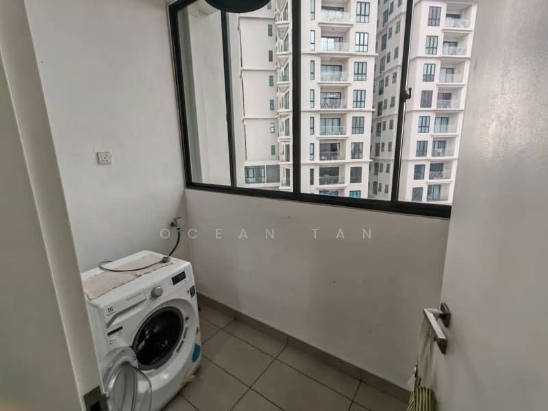 Condominium for Sale at Sky Condominium (Skyz Residence) - Ocean Tan - Balcony - PropertyGuru.com.my