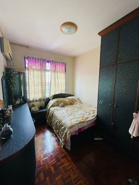 Pangsapuri untuk Dijual di Daya View - Annie Low - Bedroom - PropertyGuru.com.my