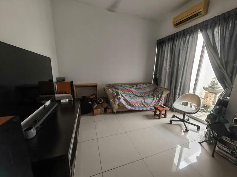 Semi-Detached House for Sale in Setia Damai (Setia Alam) - Loke . - Living Room - PropertyGuru.com.my