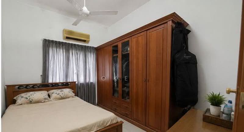 Semi-Detached House for Sale in Setia Damai (Setia Alam) - Loke . - Bedroom - PropertyGuru.com.my
