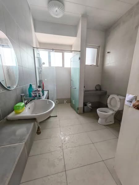 Semi-Detached House for Sale in Setia Damai (Setia Alam) - Loke . - Bathroom - PropertyGuru.com.my
