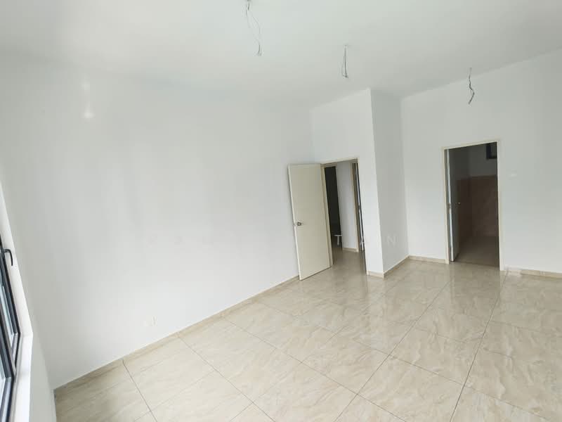 Service Residence for Sale at PANGSAPURI GADONG HARMONI @ AMBIENCE RESIDENCE - Ramona Tan - Interior - PropertyGuru.com.my
