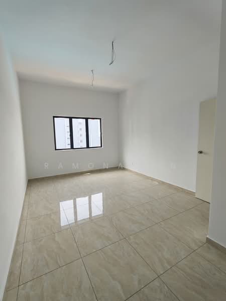 Service Residence for Sale at PANGSAPURI GADONG HARMONI @ AMBIENCE RESIDENCE - Ramona Tan - Interior - PropertyGuru.com.my