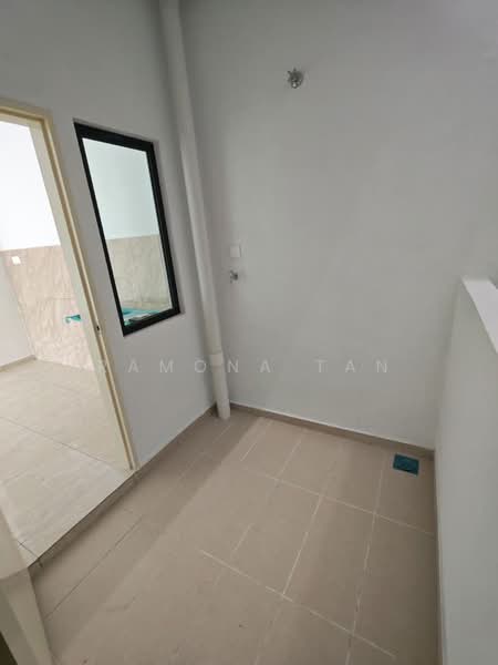 Service Residence for Sale at PANGSAPURI GADONG HARMONI @ AMBIENCE RESIDENCE - Ramona Tan - Interior - PropertyGuru.com.my