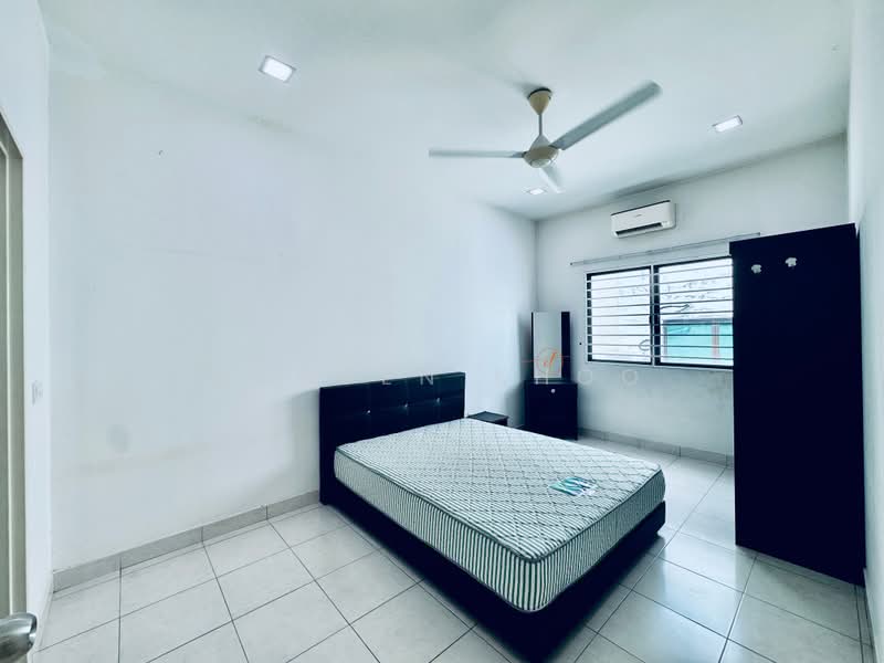 2-storey Terraced House for Sale in Setia Indah (Setia Alam) - Jansen Khoo - Bedroom - PropertyGuru.com.my