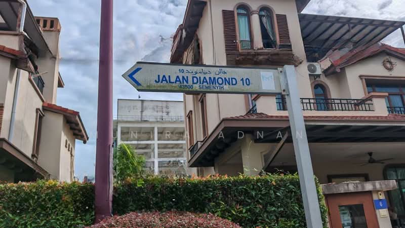 Bungalow for Sale in Diamond City (Semenyih) - Munira Adnan - Exterior - PropertyGuru.com.my