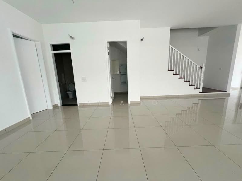 Cluster House for Sale in Taman Ekoflora (Johor Bahru) - Erica Ho - Living Room - PropertyGuru.com.my