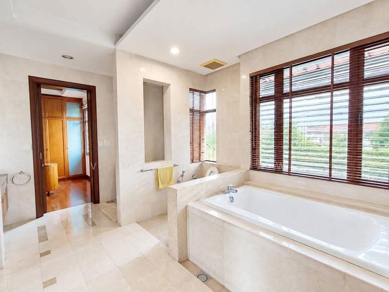 Bungalow House for Sale in Tropicana (Selangor) - Vincent Liaw - Bathroom - PropertyGuru.com.my
