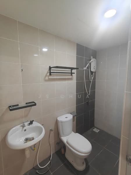 Kondominium untuk Disewa di Residensi Desa Satumas - JS CHUA - Bathroom - PropertyGuru.com.my