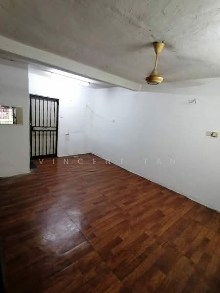 2-storey Terraced House for Rent in Taman Rawang Perdana (Rawang) - Vincent Tan - Interior - PropertyGuru.com.my
