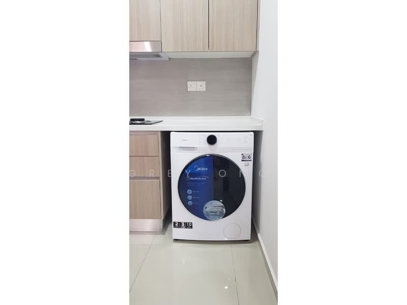 Servis Apartment untuk Disewa di Gravit8, Klang - Grey Ong - Kitchen - PropertyGuru.com.my