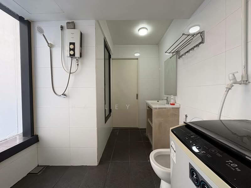 Service Residence for Rent at Halo Sunday @ Empire City - Hailey Lim - Bathroom - PropertyGuru.com.my