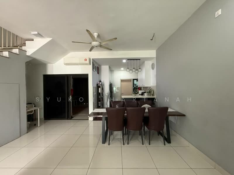 2-storey Terraced House for Sale in Shah Alam (Selangor) - Syukor Hartanah - Living Room - PropertyGuru.com.my