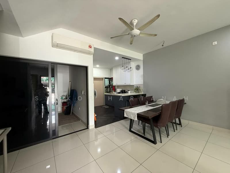 2-storey Terraced House for Sale in Shah Alam (Selangor) - Syukor Hartanah - Living Room - PropertyGuru.com.my