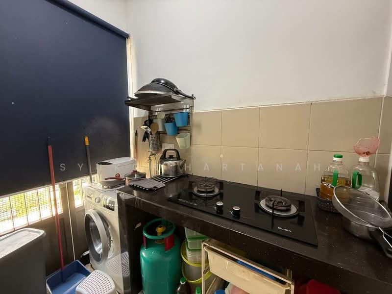 2-storey Terraced House for Sale in Shah Alam (Selangor) - Syukor Hartanah - Kitchen - PropertyGuru.com.my
