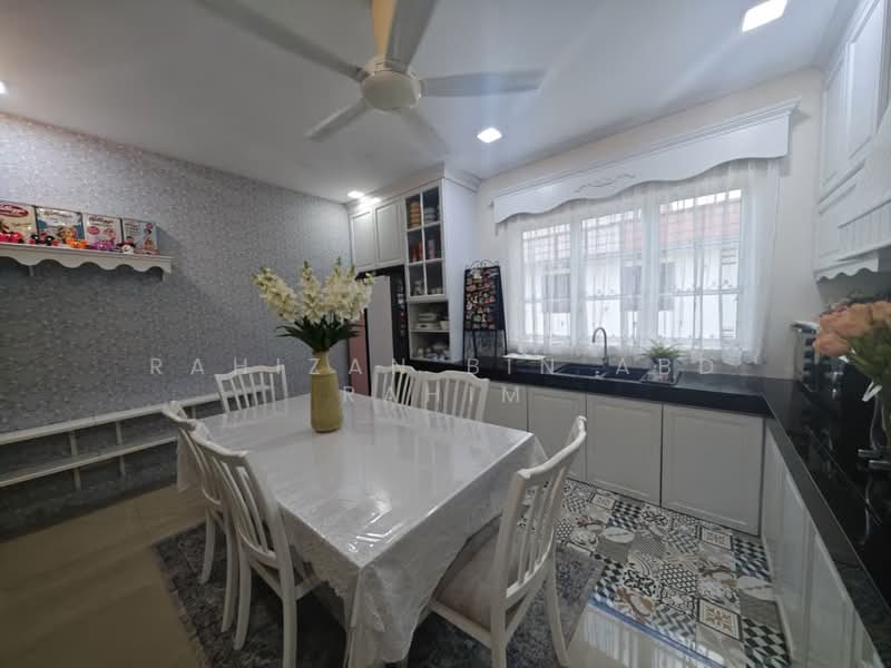1-storey Terraced House for Sale in Taman Laksamana (Kota Tinggi) - Rahizan Bin Abd Rahim - Kitchen - PropertyGuru.com.my