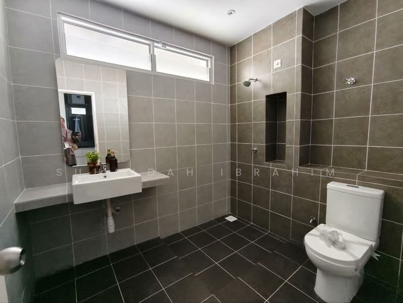 Rumah Berkembar untuk Dijual di Sungai Petani (Kedah) - Suhaidah Ibrahim - Bathroom - PropertyGuru.com.my
